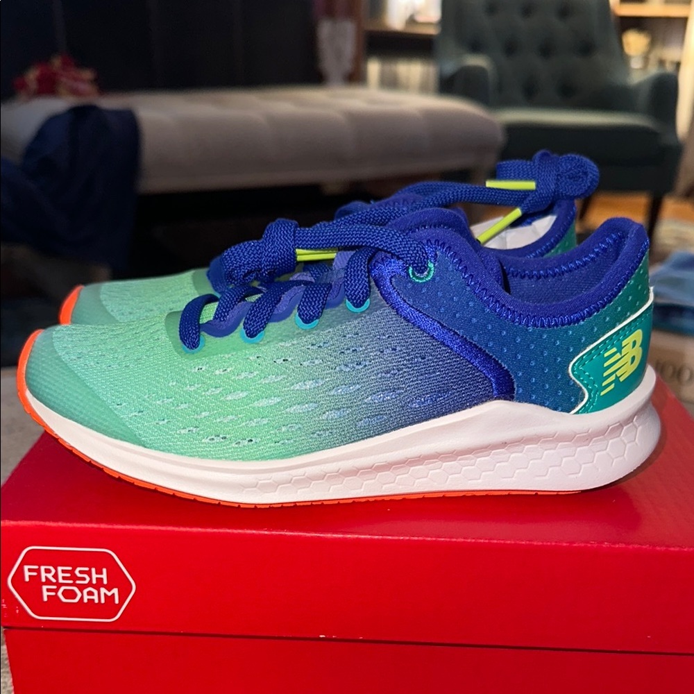 New Balance Green and Orange Sneakers Vibrant Design